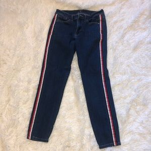 Tommy Hilfiger size 4 w/ red, navy, white stripes